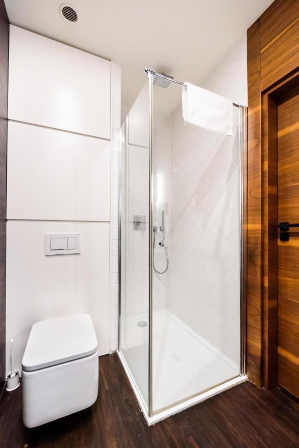 Wola Luxury Wooden Apartment Varsó Kültér fotó